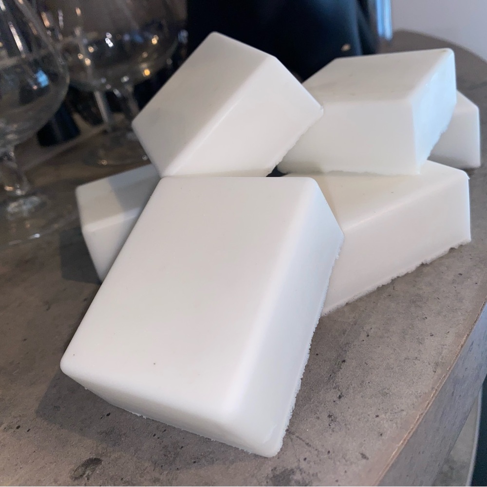 Fresh Cotton Shea Butter Natural Soap 🧼 quantity 1 - Picture 2 of 2